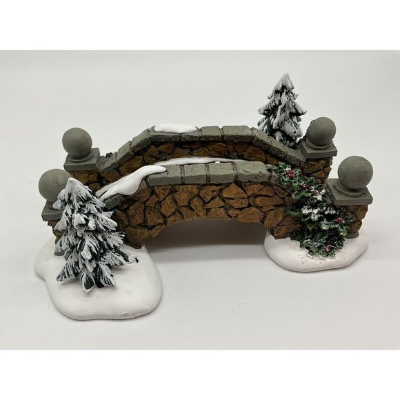 Dept. 56 Village Stone Footbridge #52646 In Original Box - Picture 11 of 14